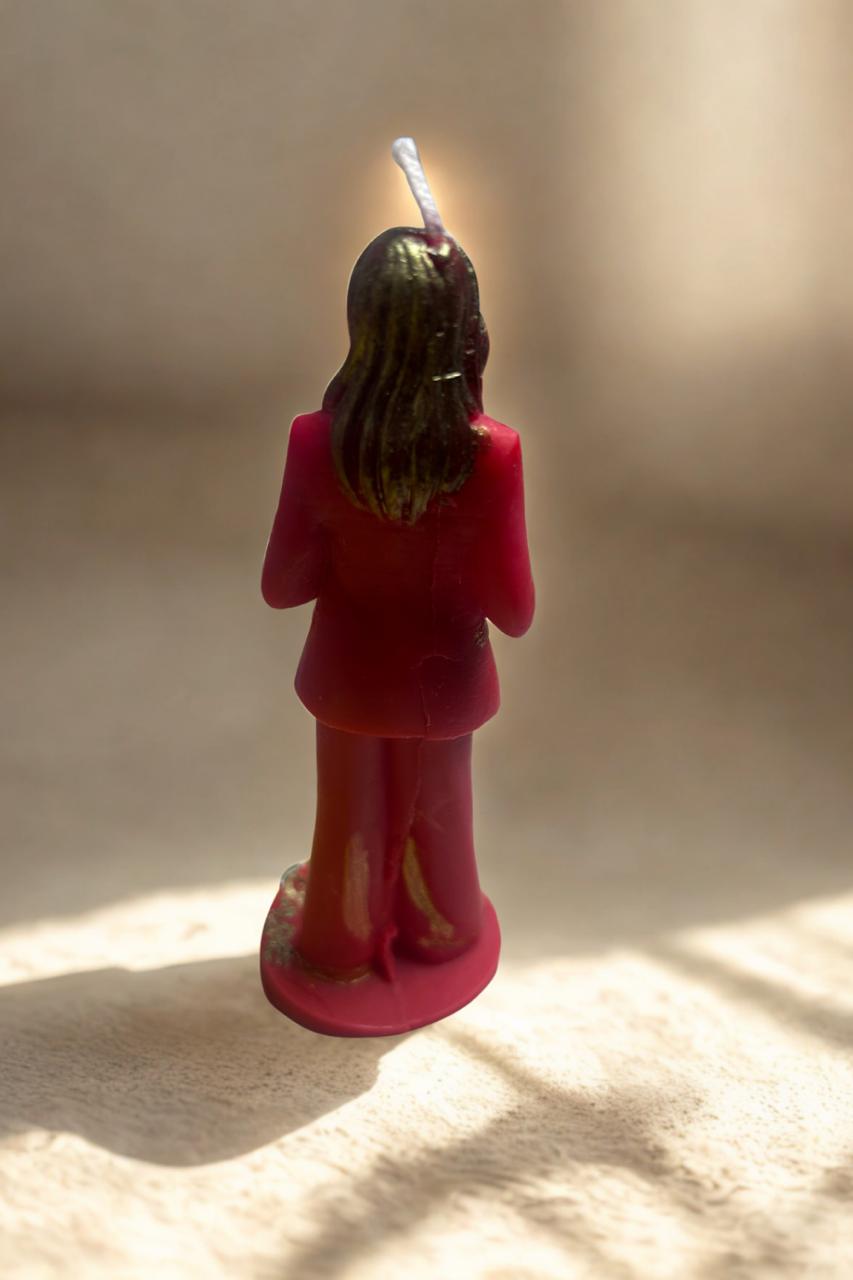 Boss Babe Candle – Soy Wax Lady Boss Figurine | Rose Garden Fragrance | Corporate & Special Gifting